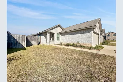 937 Silver Birch Branch, Magnolia, TX 77354 - Photo 2