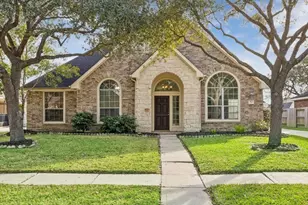 307 Watercrest Harbor Ln, League City, TX 77573 - Photo 4