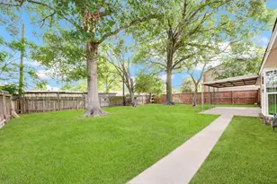 9617 Caffrey St, Houston, TX 77075 - Photo 30
