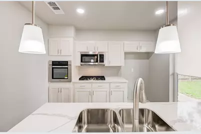 9617 Caffrey Street, Houston, TX 77075 - Photo 14