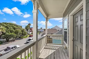 1223 Avenue M, Galveston, TX 77550 - Photo 24