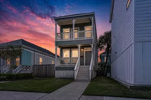 1223 Avenue M, Galveston, TX 77550 - Photo 1