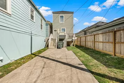 1223 Avenue M, Galveston, TX 77550 - Photo 34