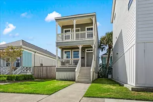 1223 Avenue M, Galveston, TX 77550 - Photo 2