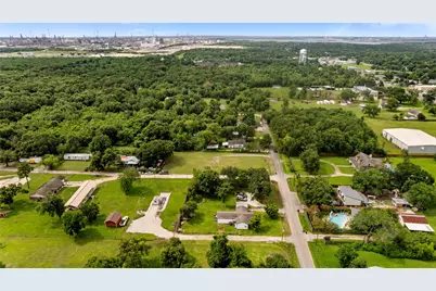 5010 Middleton, Baytown, TX 77520 - Photo 12