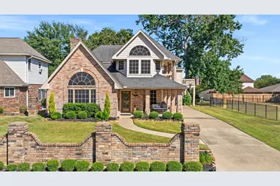 6971 Breezy Point, Willis, TX 77318 - Photo 2