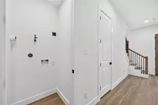 4633 Mallow St, Houston, TX 77051 - Photo 10