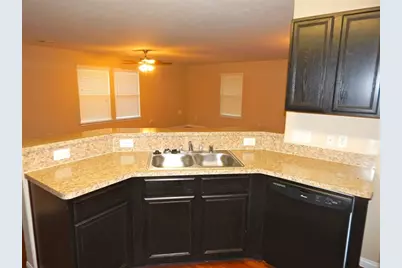 847 Darbydale Crossing Lane, Houston, TX 77090 - Photo 2
