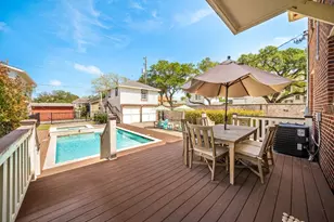 1606 Rosenberg St, Galveston, TX 77550 - Photo 40