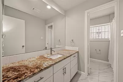 5207 Bent Bough Lane, Houston, TX 77088 - Photo 20