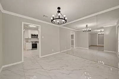 5207 Bent Bough Lane, Houston, TX 77088 - Photo 4