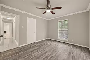5207 Bent Bough Ln, Houston, TX 77088 - Photo 18