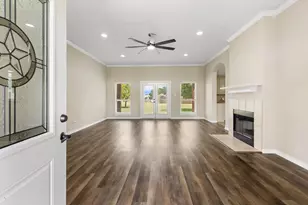 6100 Whitetail Ln, Bryan, TX 77808 - Photo 6