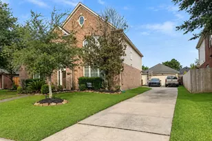 15827 Maple Shores Dr, Houston, TX 77044 - Photo 1