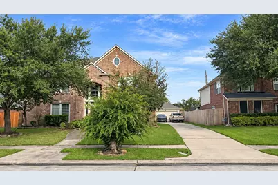 15827 Maple Shores Drive, Houston, TX 77044 - Photo 2