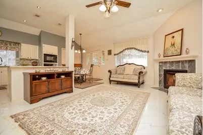 14823 Redwood Bend Trail, Houston, TX 77062 - Photo 8