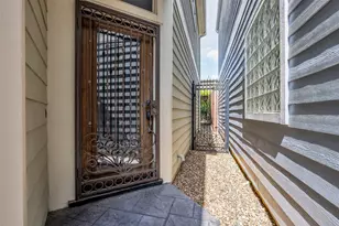 1513 Dorothy St, Houston, TX 77008 - Photo 2