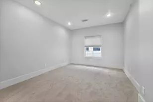 931 W 23rd St, Houston, TX 77008 - Photo 32
