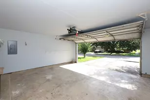 7430 Pouter Dr, Houston, TX 77083 - Photo 30