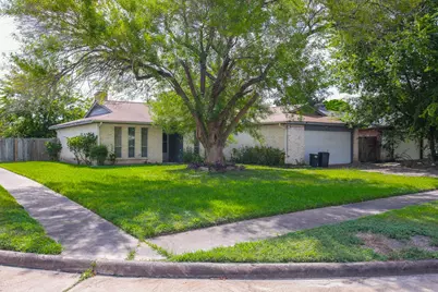11938 Paramount Lane, Houston, TX 77067 - Photo 2