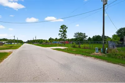 2425 County Road 3479B, Cleveland, TX 77327 - Photo 10