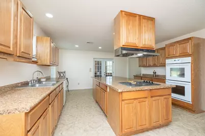 1601 Babylon Lane, Schulenburg, TX 78956 - Photo 12