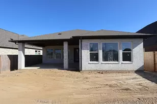 11847 Sawgrass Dr, Mont Belvieu, TX 77523 - Photo 2