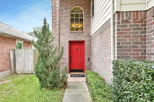 18302 Campbellford Dr, Tomball, TX 77377 - Photo 2