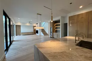 3746 Childress St St, Houston, TX 77005 - Photo 2
