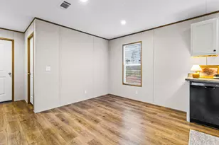 753 Sunny Dr, Livingston, TX 77351 - Photo 6