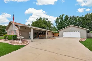 111 Texarkana Dr, Magnolia, TX 77354 - Photo 2