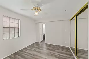 3926 Millrock Cir, Sugar Land, TX 77479 - Photo 8