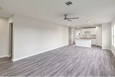 1010 4th Street, Hempstead, TX 77445 - Photo 6