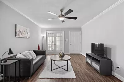 12633 Memorial Drive #132, Houston, TX 77024 - Photo 6