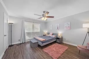 12633 Memorial Dr, Houston, TX 77024 - Photo 10