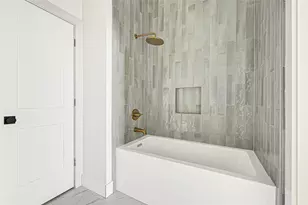 5619 Val Verde St, Houston, TX 77057 - Photo 22