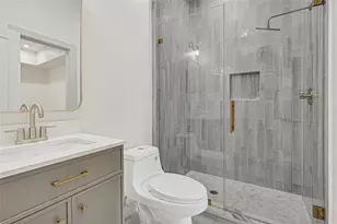 5619 Val Verde St, Houston, TX 77057 - Photo 12