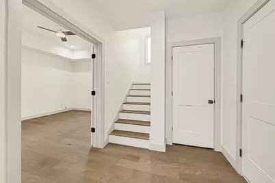 5619 Val Verde Street #A, Houston, TX 77057 - Photo 4