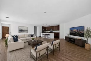 6014 Wakanda Ln, Houston, TX 77048 - Photo 2