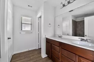 6014 Wakanda Ln, Houston, TX 77048 - Photo 14