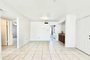 8323 Wilcrest Dr, Houston, TX 77072 - Photo 2