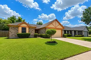 14102 Twisted Rattan Ln, Houston, TX 77015 - Photo 2