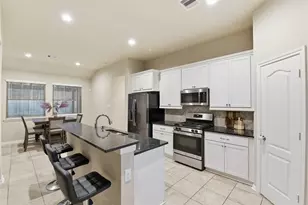 6818 Aspen Peak Dr, Baytown, TX 77521 - Photo 16