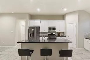 6818 Aspen Peak Dr, Baytown, TX 77521 - Photo 18
