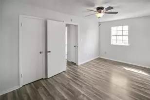 10322 Nold Dr, Houston, TX 77016 - Photo 14