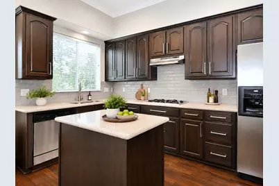 2146 Stacy Knoll, Houston, TX 77008 - Photo 8