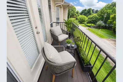 2146 Stacy Knoll, Houston, TX 77008 - Photo 16