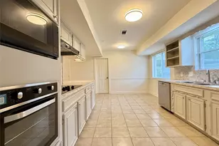 2043 Cherry Laurel Dr, Spring, TX 77386 - Photo 16