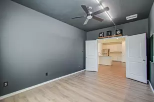 537 Green Meadows Dr, West Columbia, TX 77486 - Photo 12