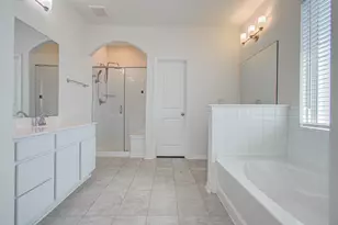 537 Green Meadows Dr, West Columbia, TX 77486 - Photo 34